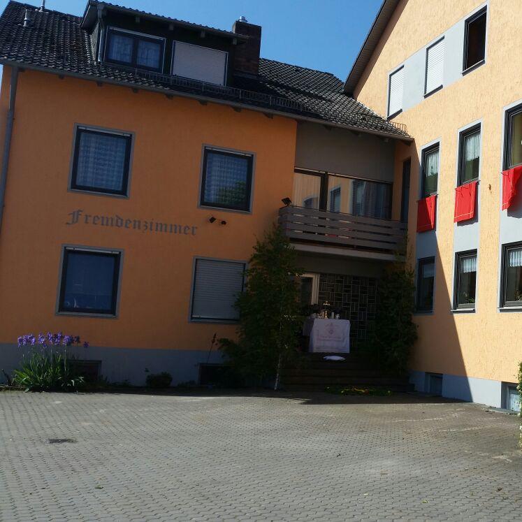 Restaurant "Gasthof zum Reicherten Wirt, Familie Herzner" in  Schernfeld