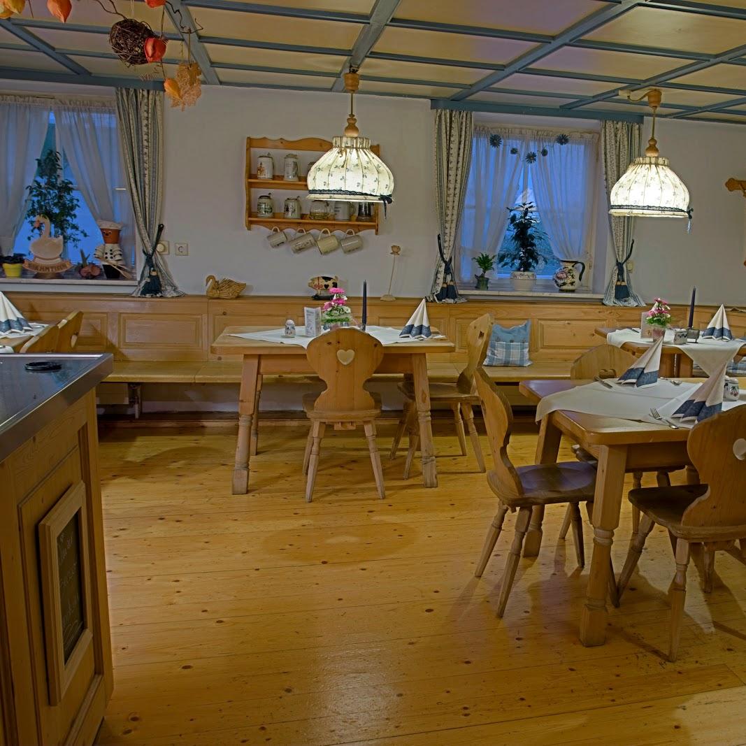 Restaurant "Hotel Landgasthof Zum Goldenen Schwanen" in Mauerstetten