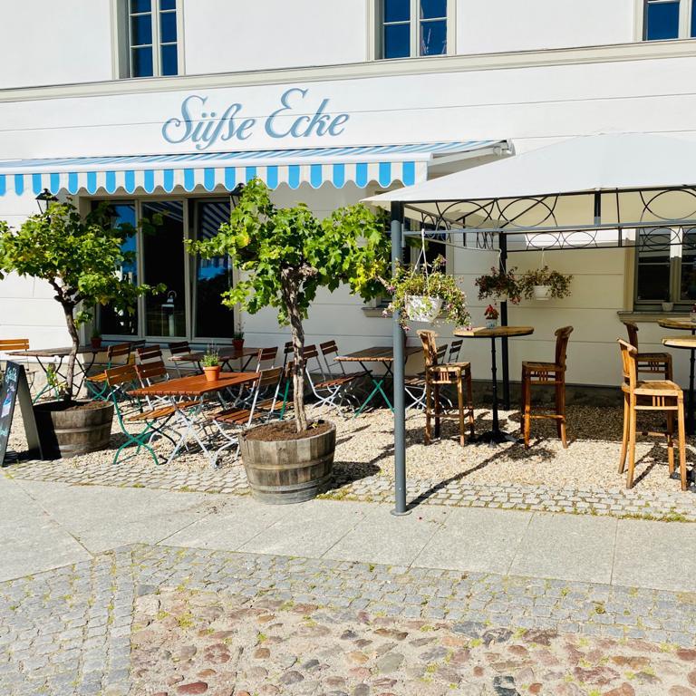 Restaurant "Café Süße Ecke" in Lindow (Mark)