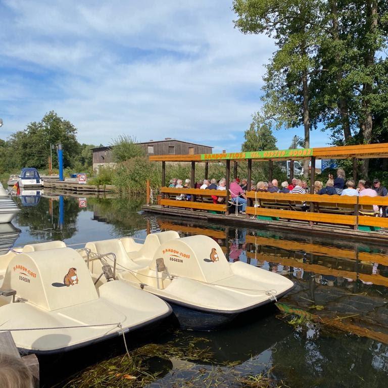 Restaurant "Randow-Floss-Camp, Imbiss, Ferienhäuser & Camping" in Eggesin