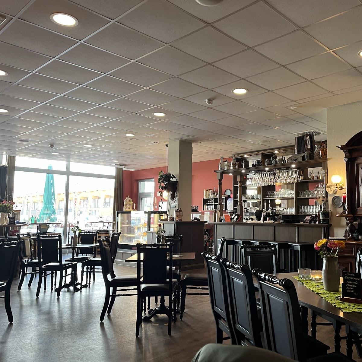 Restaurant "Anno 1900 - Cafe Bar Restaurant" in Hohen Neuendorf