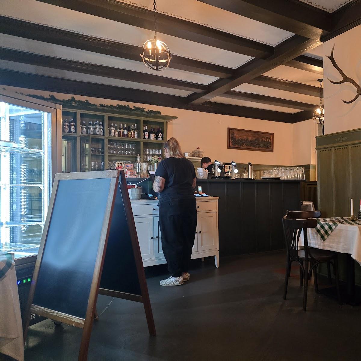 Restaurant "Ratskeller" in Birkenwerder