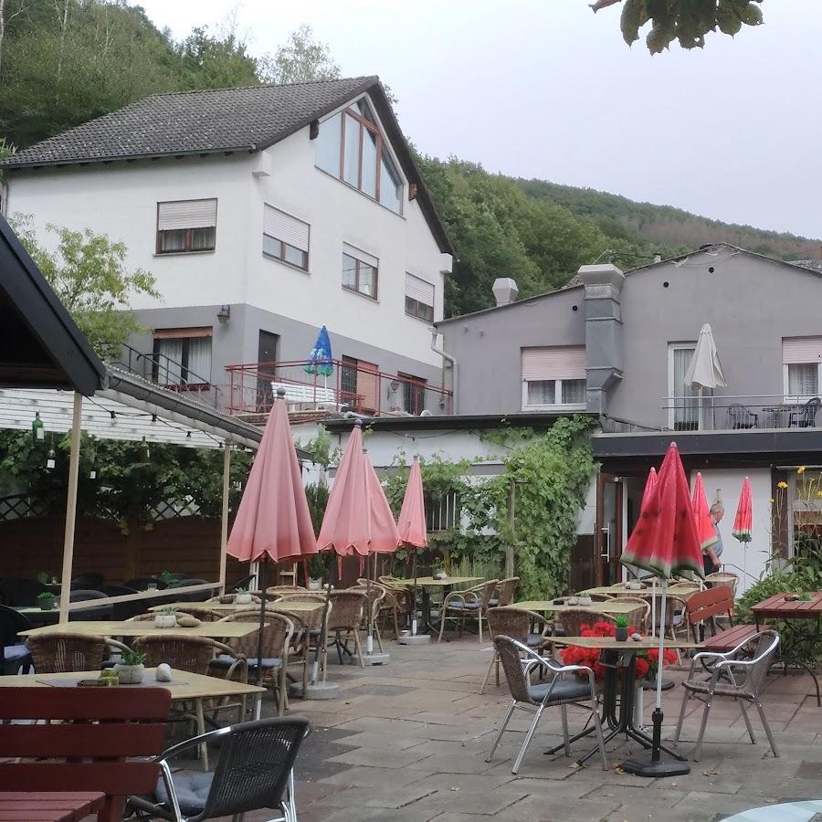 Restaurant "Landhotel Weinhaus Treis" in Weinähr