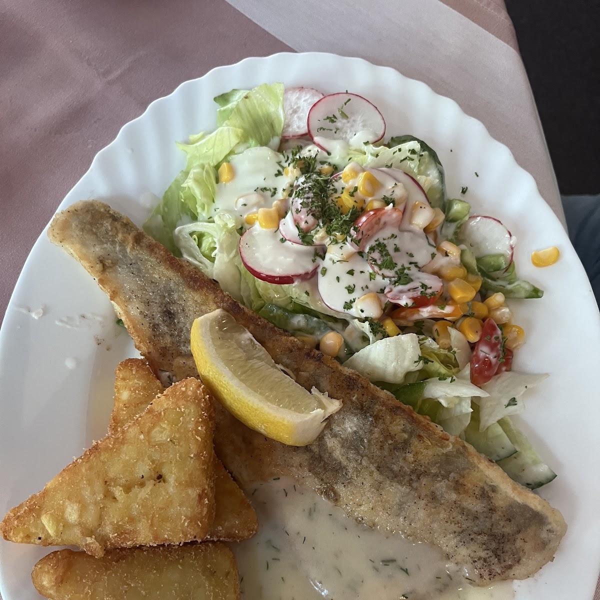 Restaurant "Gaststätten Sührings Gasthof" in Stechlin