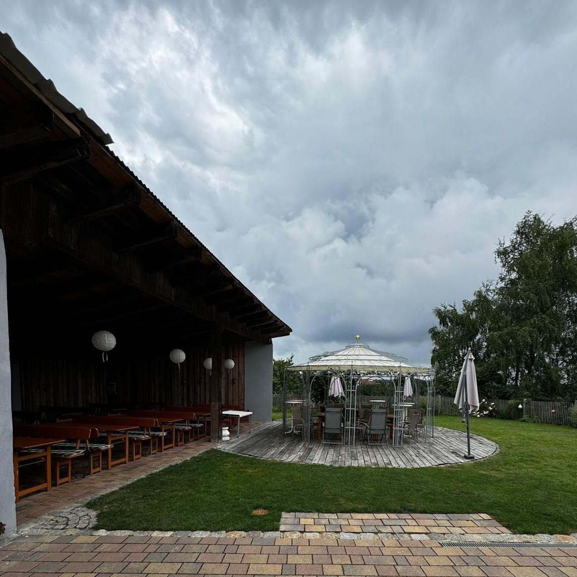 Restaurant "Gasthaus Distler zur Walle" in Deining