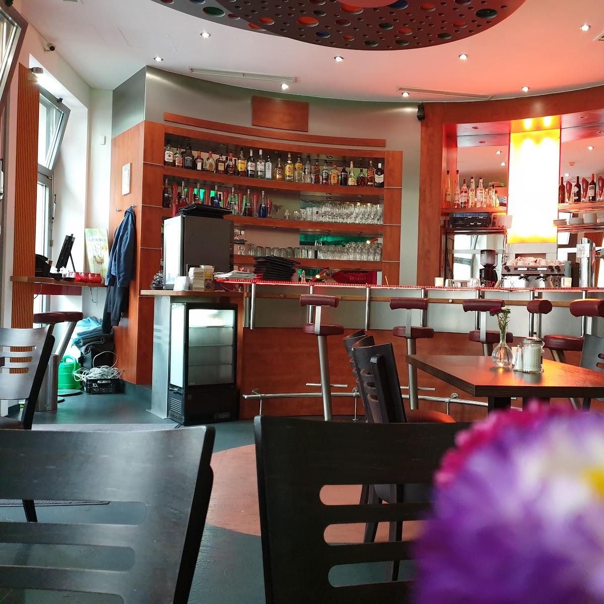 Restaurant "Louisen Cafe • Restaurant • Bar" in Bad Homburg vor der Höhe