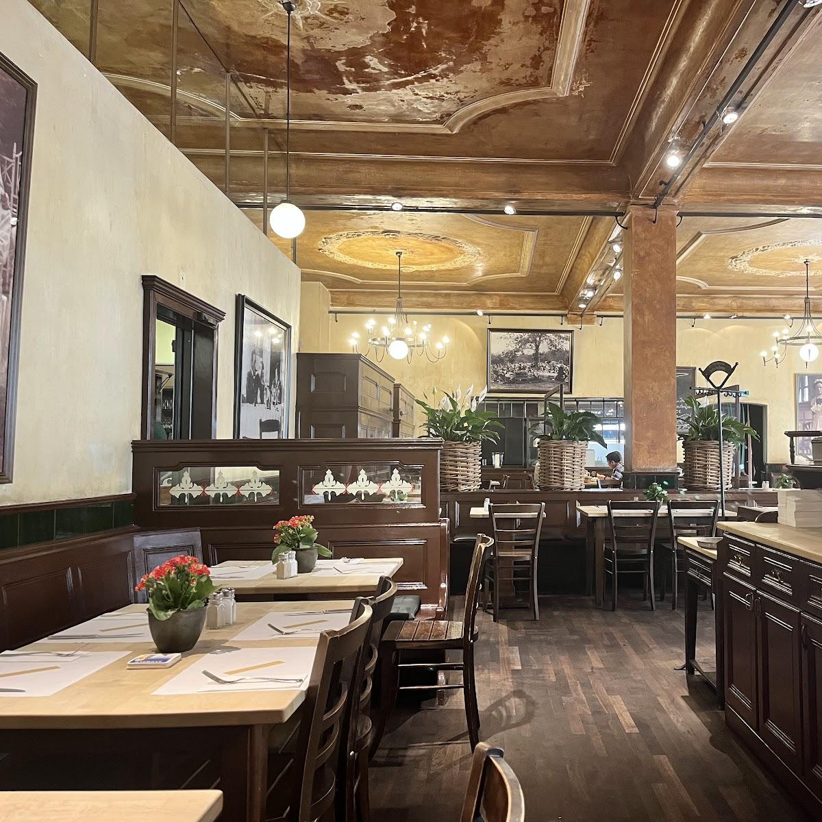 Restaurant "Haxnbauer" in München