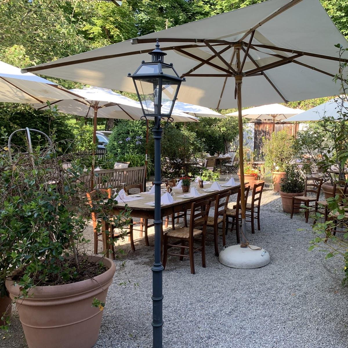 Restaurant "Brauereigasthof August und Maria" in Aying