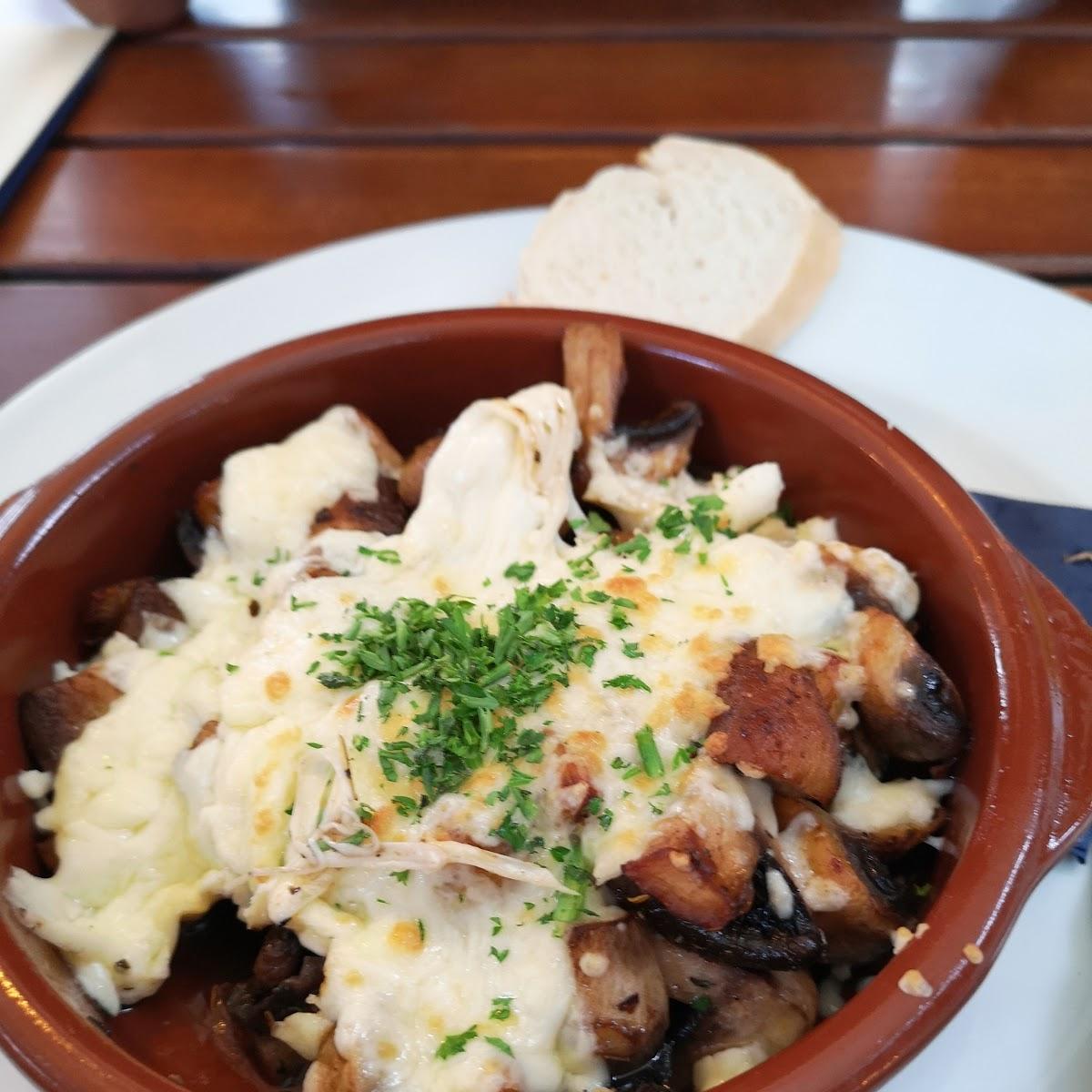 Restaurant "Zum Weißen Pferdchen" in  Gladbach