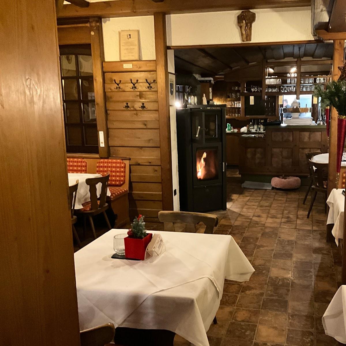 Restaurant "Gasthaus zur Rose" in Oberhausen-Rheinhausen