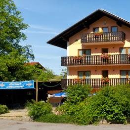 Restaurant "Land-Hotel Neuhof, Bayern (Bayerischer Wald)" in Zenting