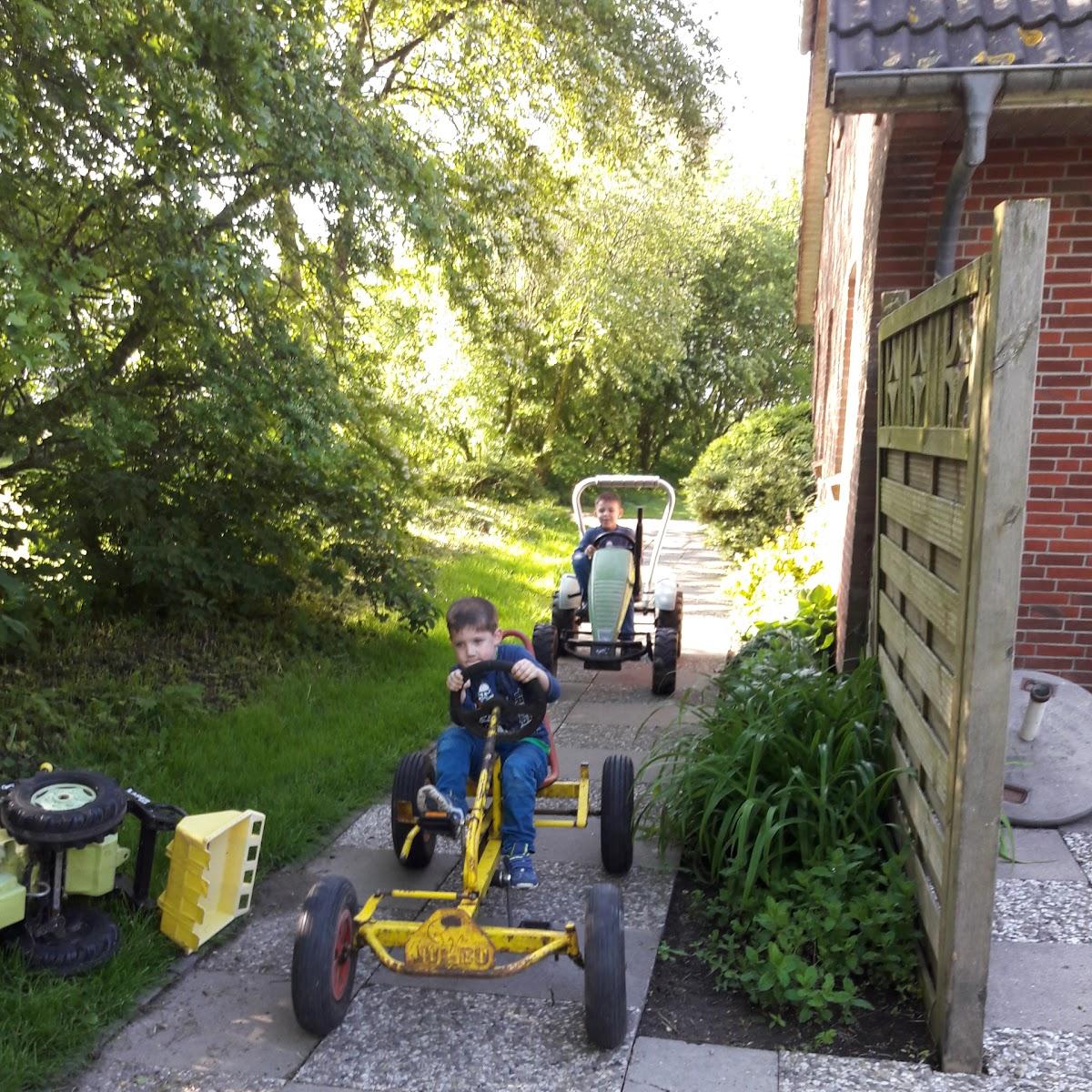 Restaurant "Ferienhof Familie Voß" in  Tümlauer-Koog