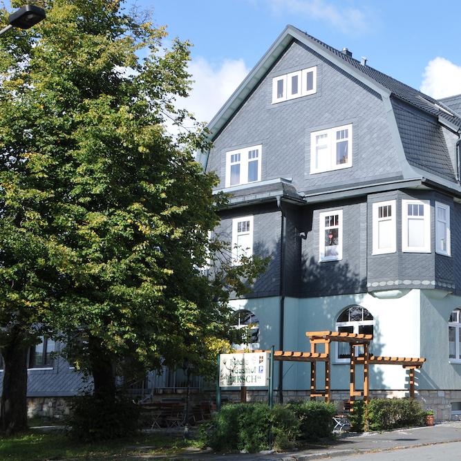 Restaurant "Gasthof & Hotel Hirsch" in Neuhaus am Rennweg