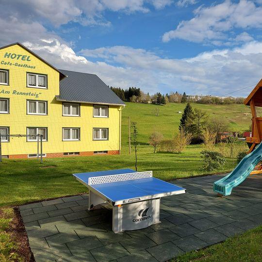 Restaurant "Marschalls Hotel  Am Rennsteig " in Neuhaus am Rennweg