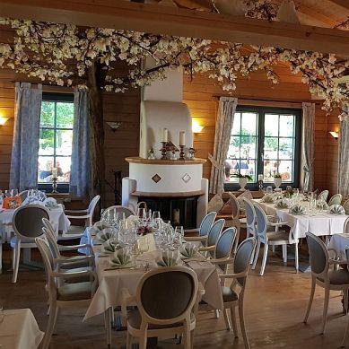 Restaurant "Die Insel Restaurant" in Hameln