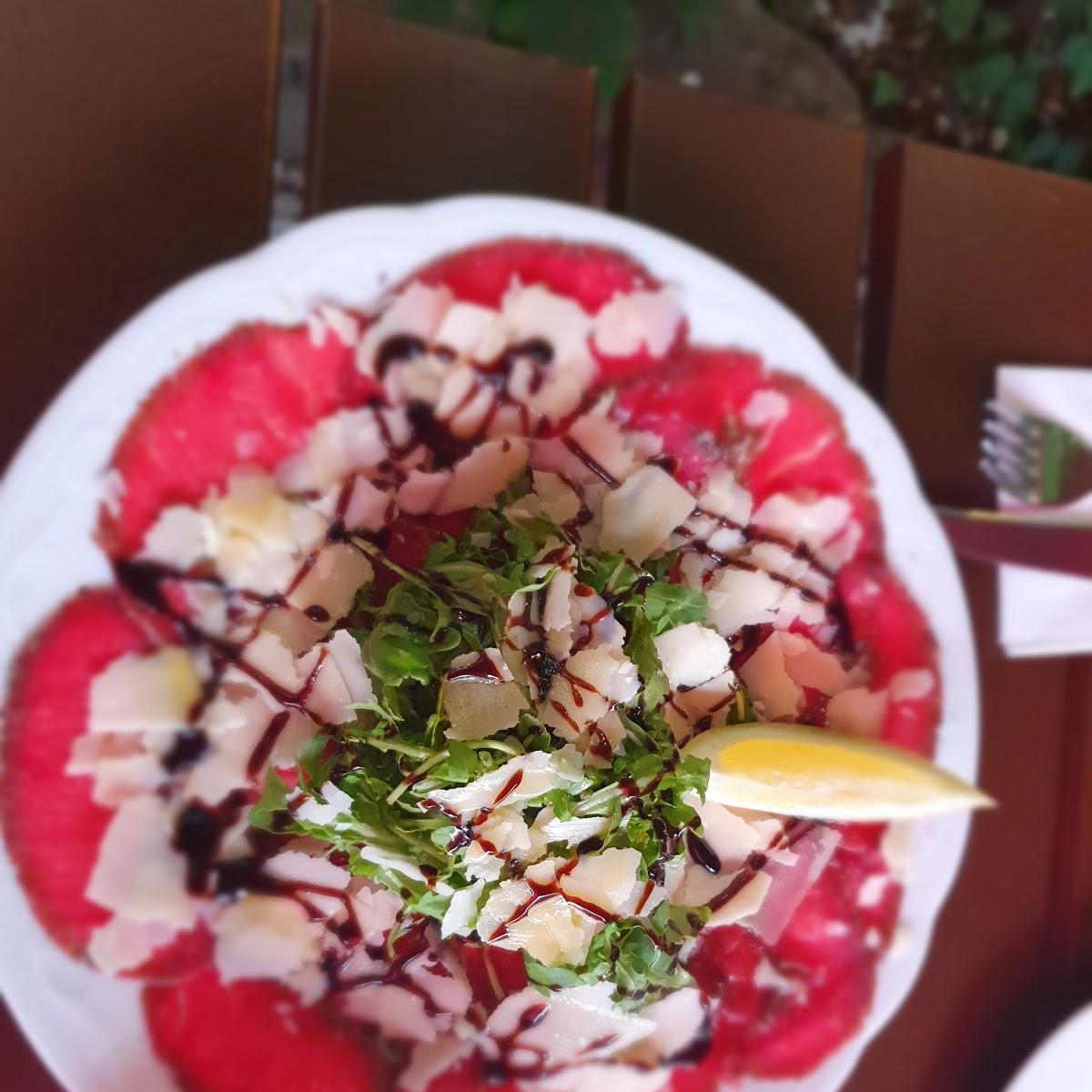 Restaurant "Baumstammhaus" in  Walluf