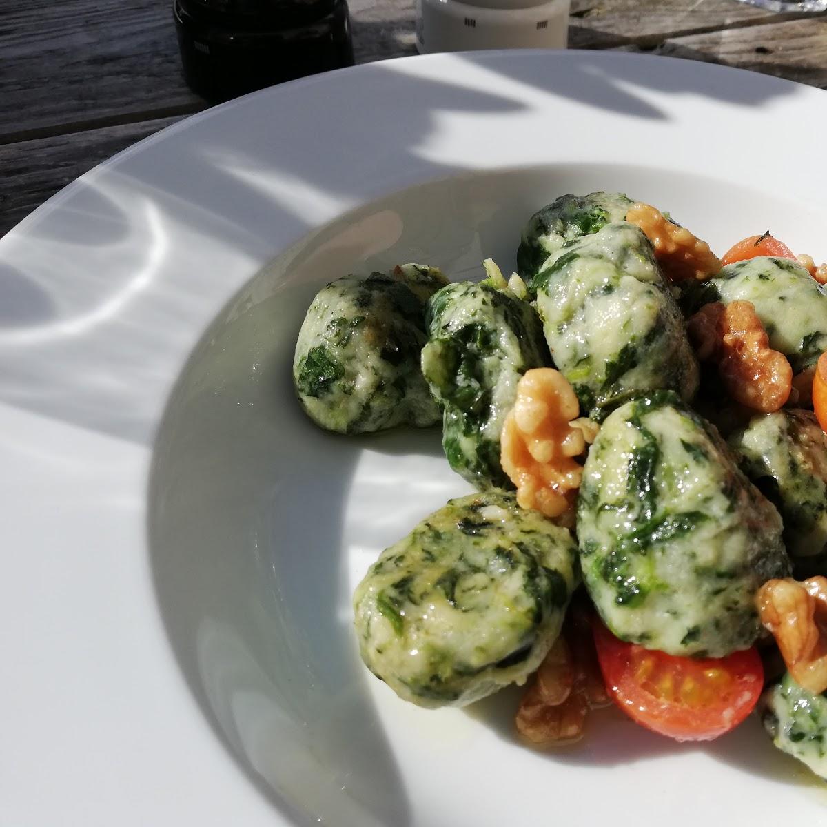 Restaurant "Buena Cosa" in  Öhningen