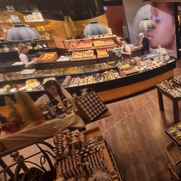 Restaurant "Chocolaterie Café Müller" in Königsbrunn