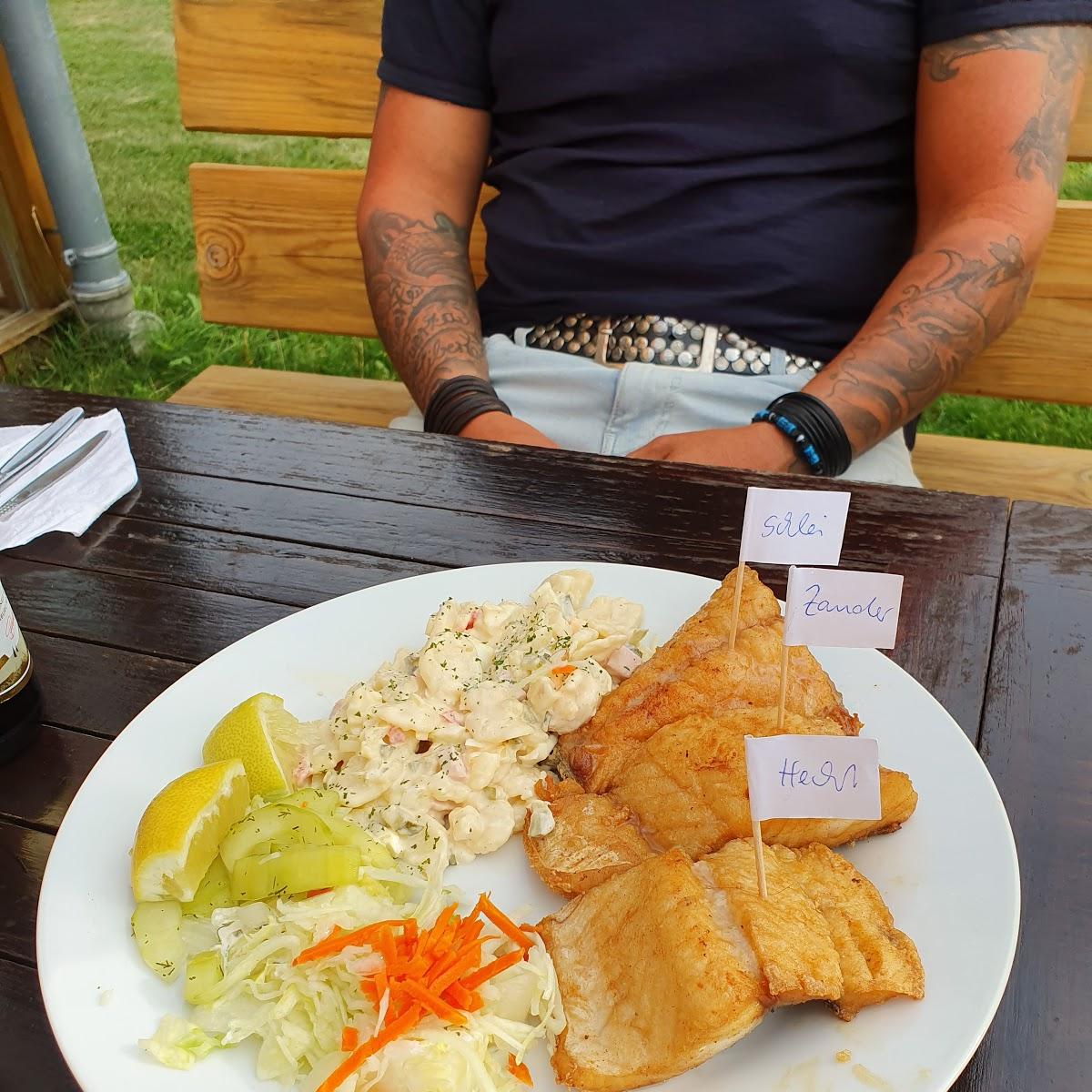 Restaurant "Zum Fischerhof Fischerei  R. Glashagen" in  Neustrelitz