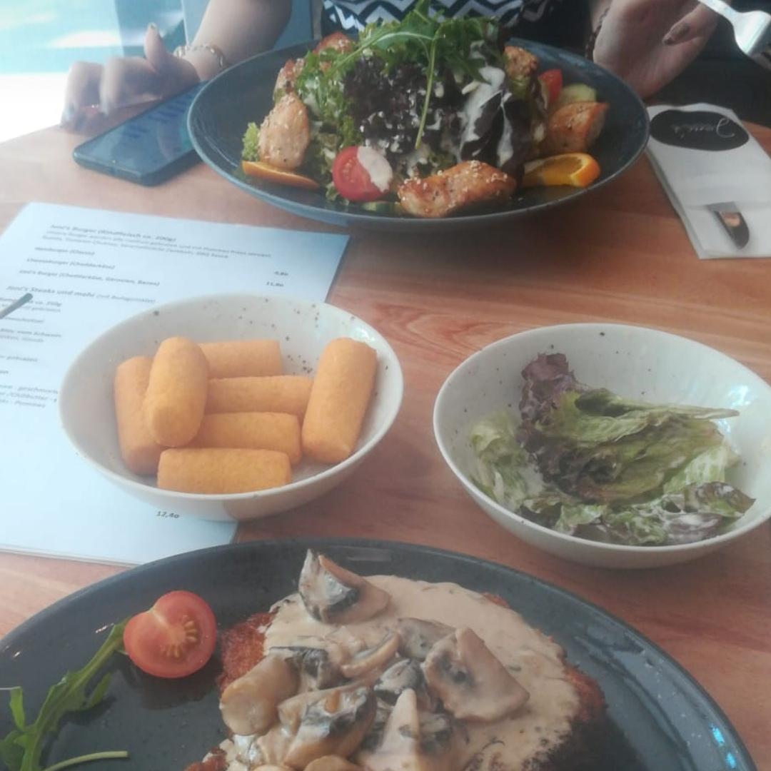 Restaurant "Joni