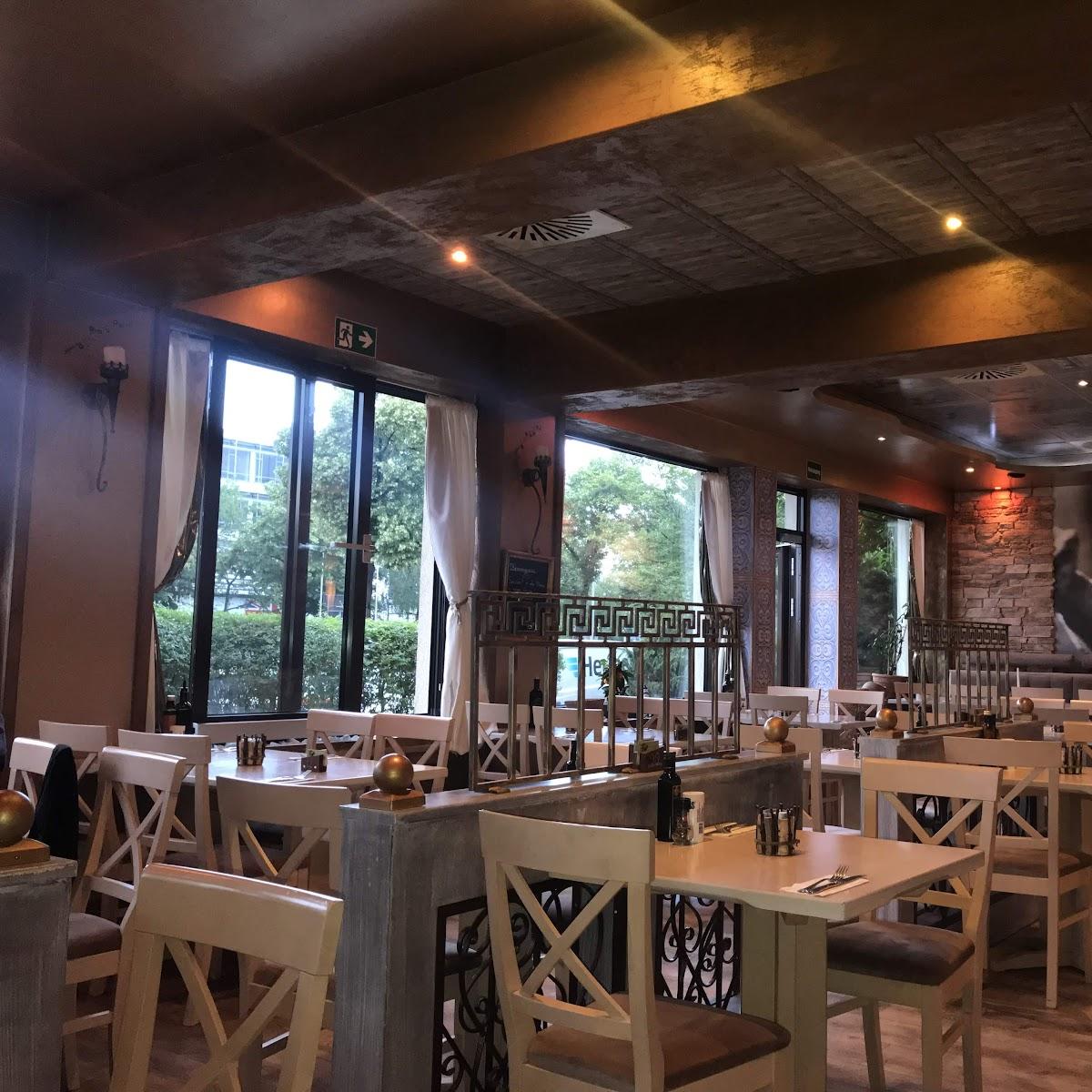 Restaurant "Taverna Kreta Meer" in München