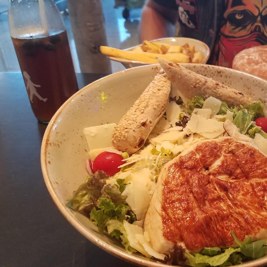 Restaurant "HANS IM GLÜCK Burgergrill & Bar" in  München