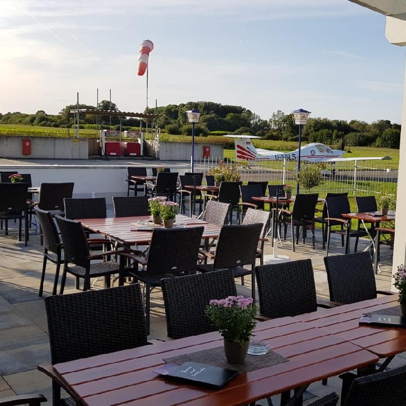 Restaurant "Restaurant-Café am Flugplatz" in  Deggendorf