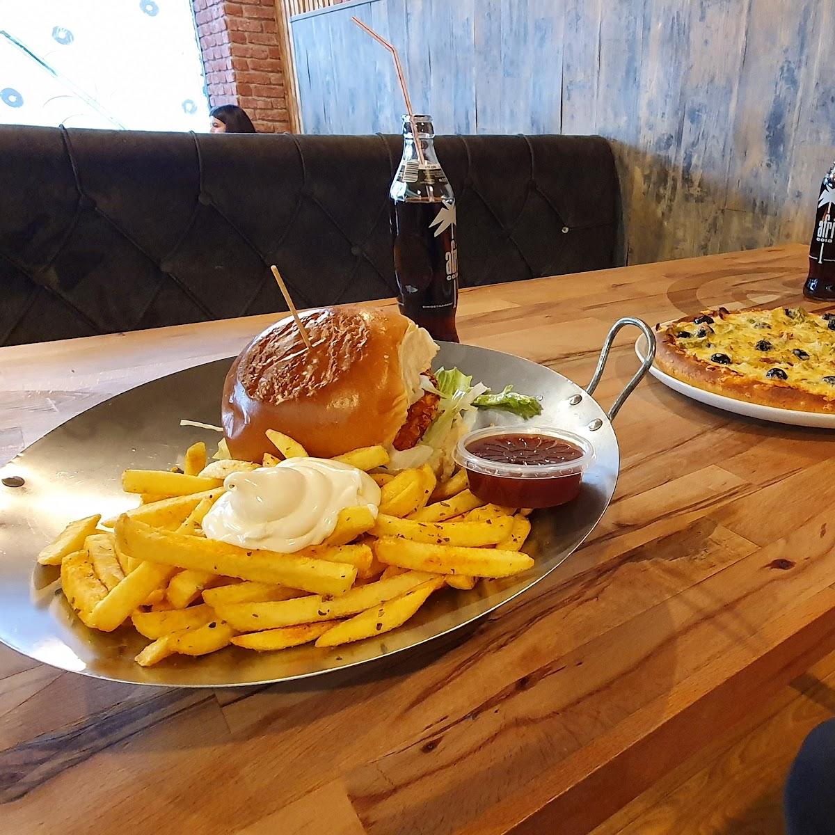Restaurant "BABA Burger und Pan Pizza" in Meschede
