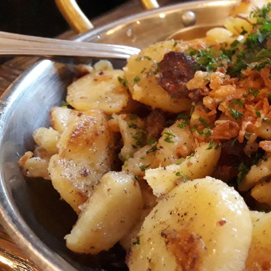 Gebratener Lachs mit Zitronen-Dill-Sauce Rezept