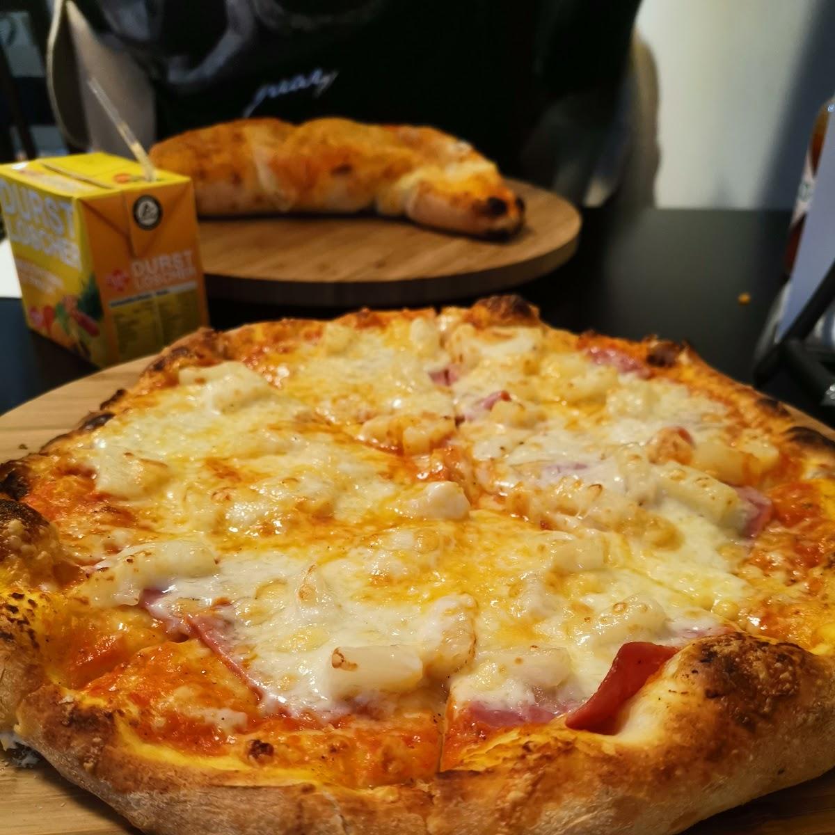 Pizza und Nudelhaus Holzofen