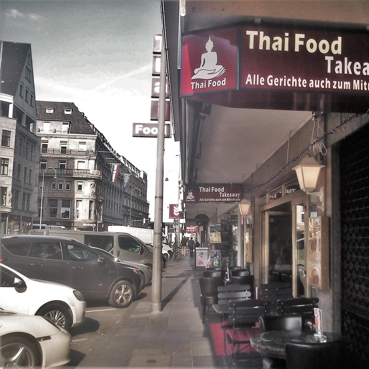 Thai Food am Dom