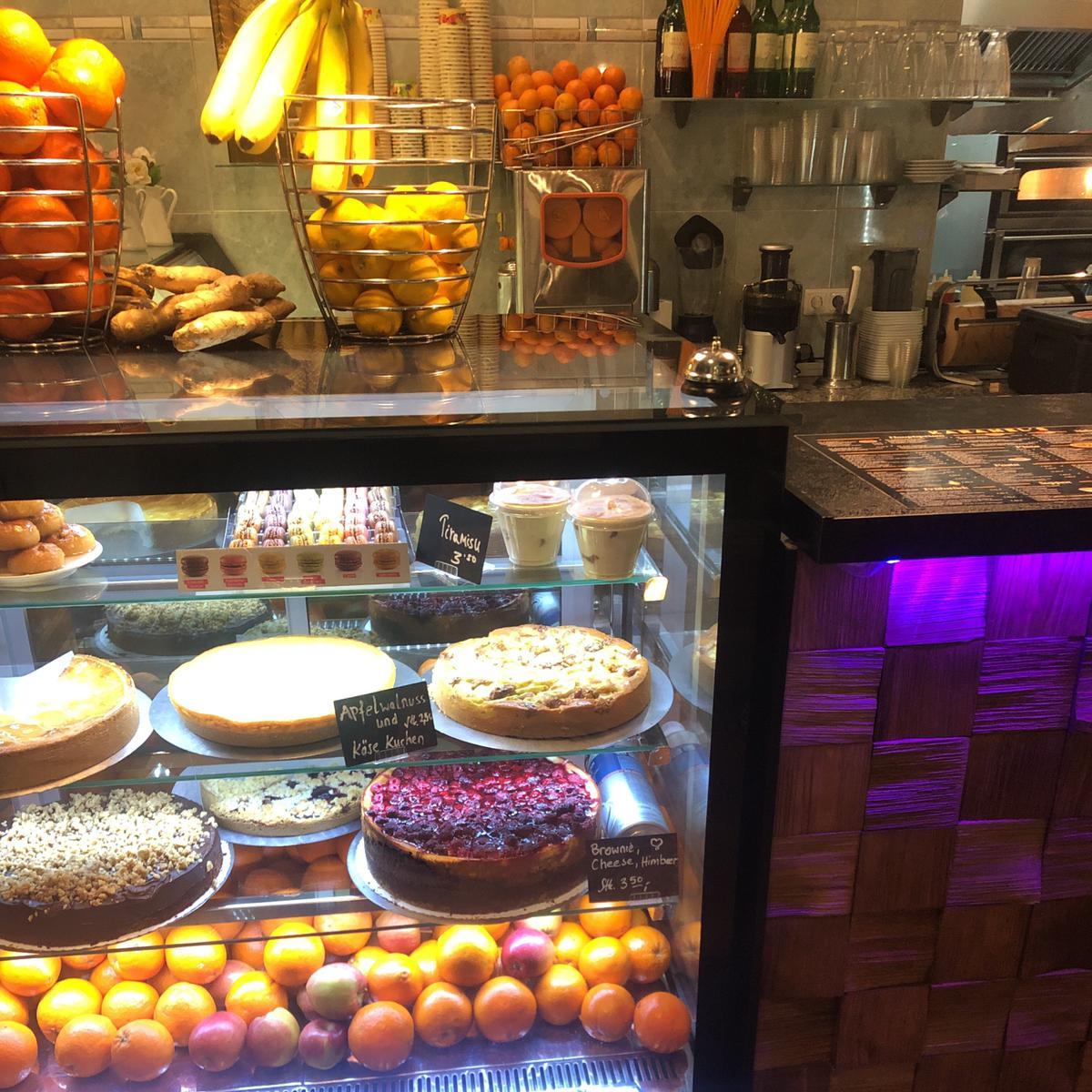 KaraMel's Cofee & Food