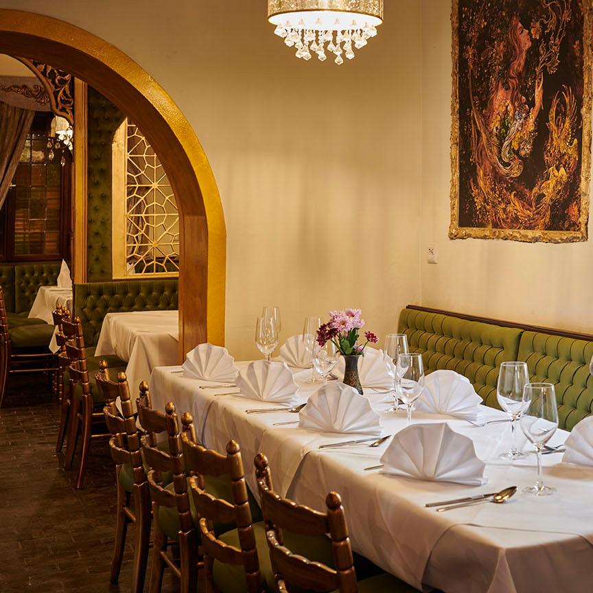 Shiraz Fausthaus Restaurant