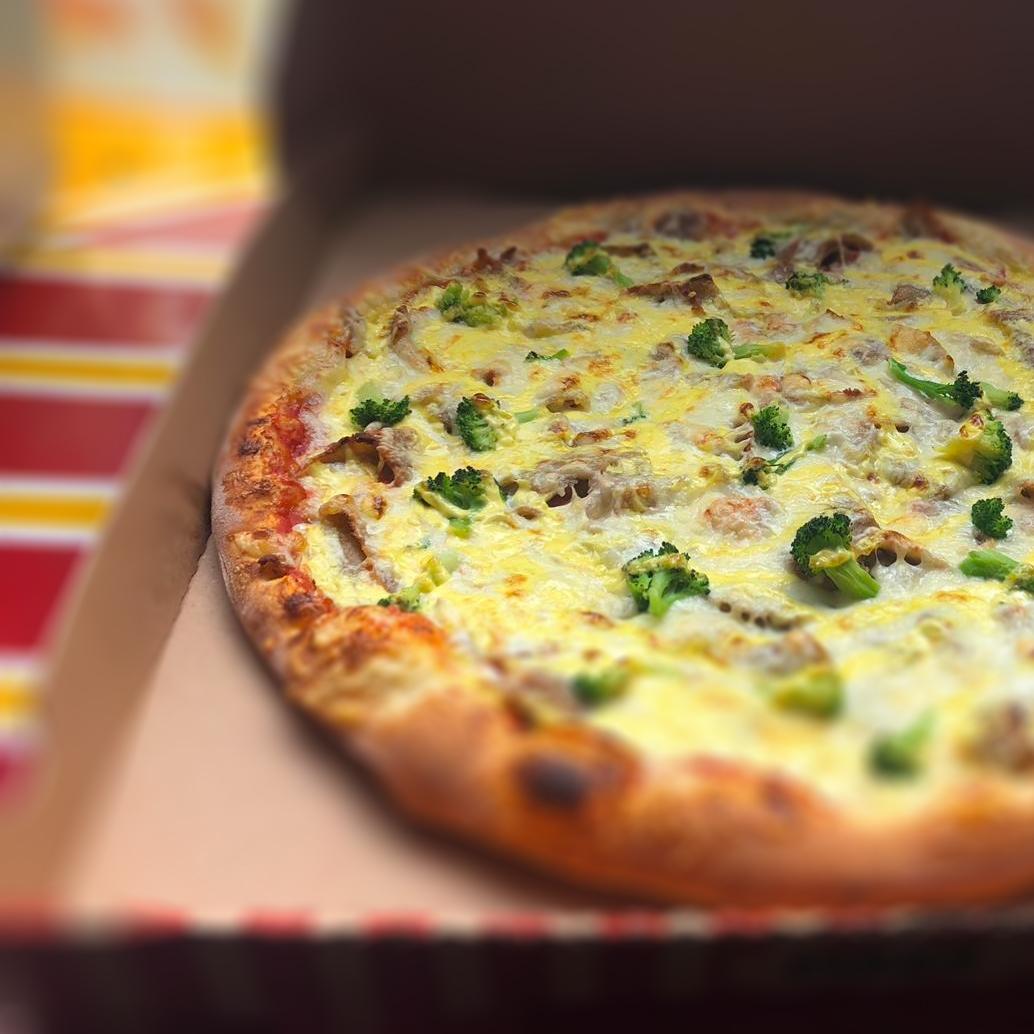 Jade Pizzeria