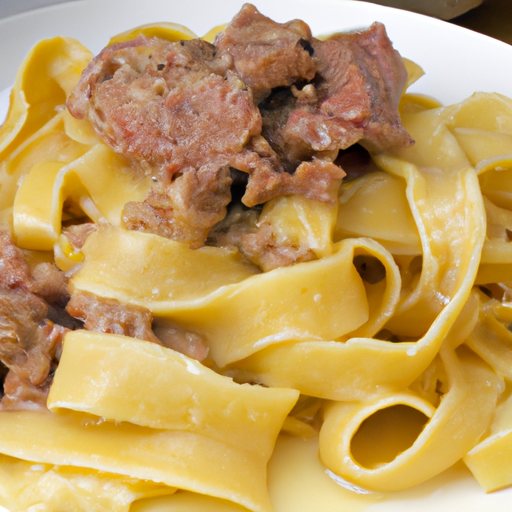 Tagliatelle con Manzo