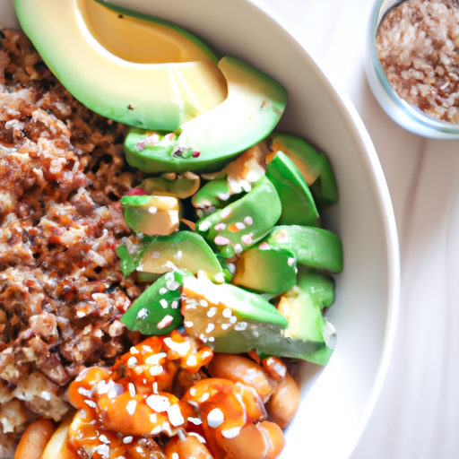 Buddha-Bowl mit Quinoa und Avocado